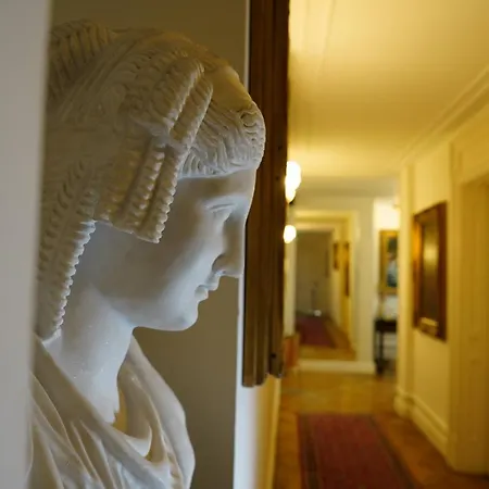 Sisuites Bed & Breakfast *
