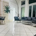 Sisuites Отель типа 