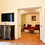 Sisuites Отель типа 