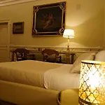 Sisuites 4* Бари