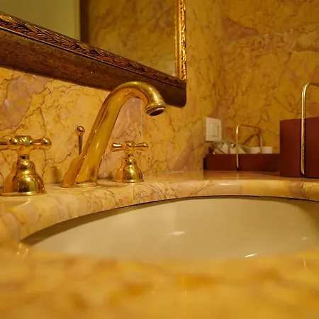 Sisuites Couette-café 4*