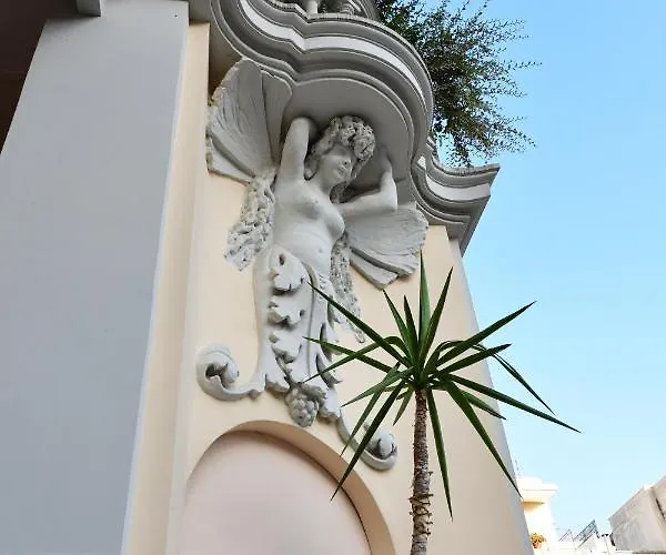 Sisuites Couette-café