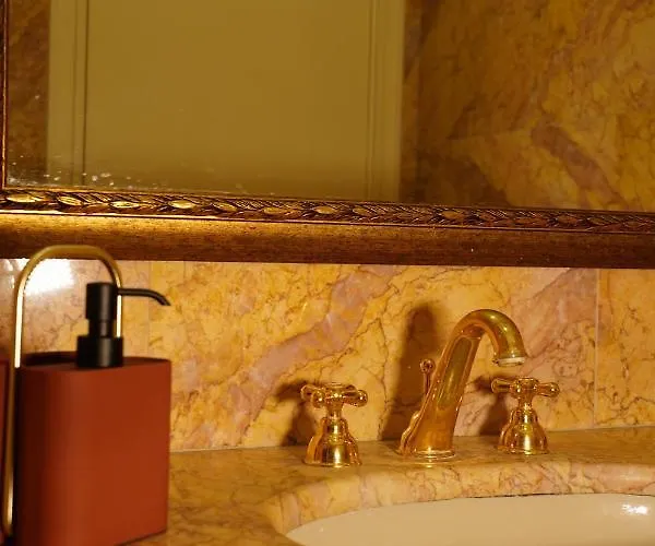 Couette-café Sisuites 4*